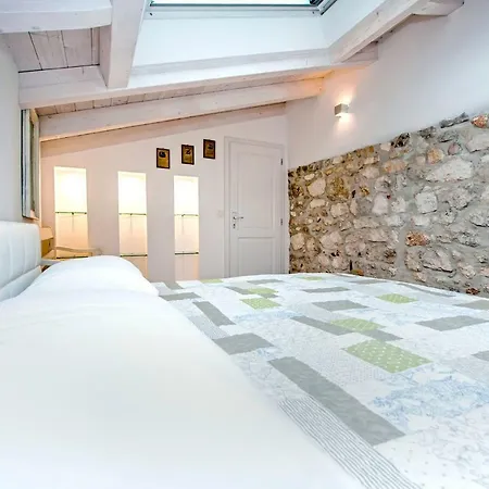 Apartment&studio Ca’ 3 Vie Rovigno