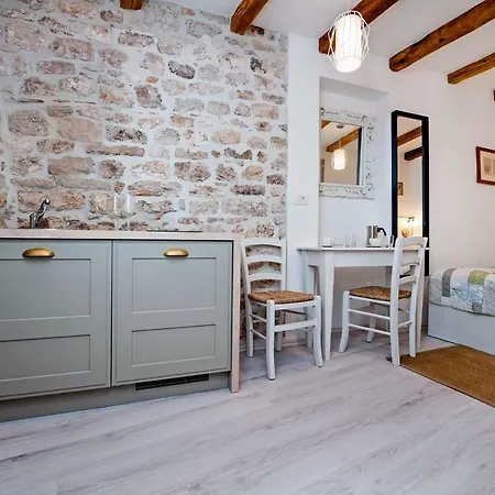 Apartment&studio Ca’ 3 Vie Appartamento Rovigno