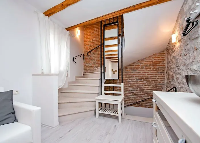 Lejlighed And Ca' 3 Vie Rovinj