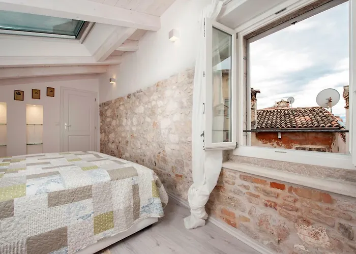 And Ca' 3 Vie Rovinj