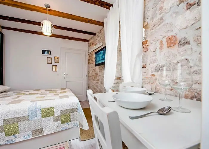 And Ca' 3 Vie Lejlighed