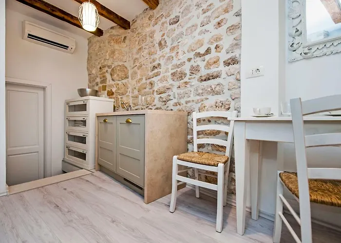 And Ca' 3 Vie Rovinj