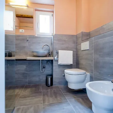 And Ca' 3 Vie Apartamento *