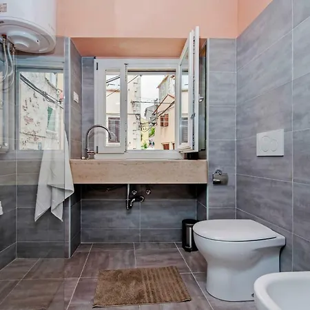 Apartamento And Ca' 3 Vie