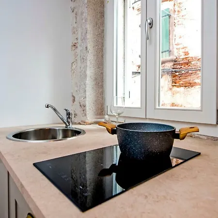 Apartman And Ca' 3 Vie *