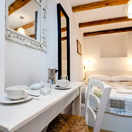 Apartamento And Ca' 3 Vie